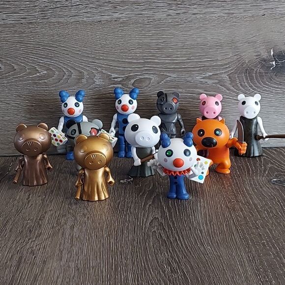 Roblox MiniToon Piggy Action Figures Set of 11 - Picture 1 of 6